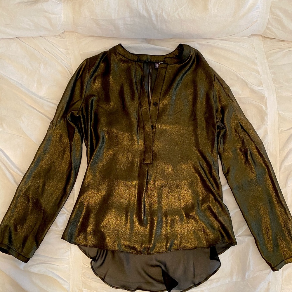 Dressy top- Jennifer Lopez